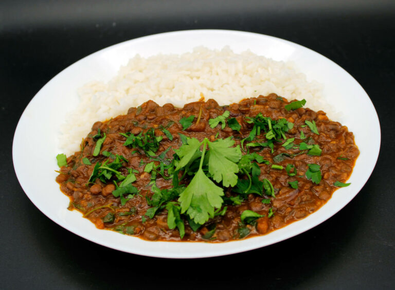 Receta india de aprovechamiento con las tradicionales lentejas